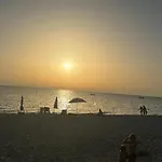 Ama Πανσιόν *