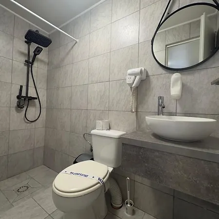 Ama Guest house *